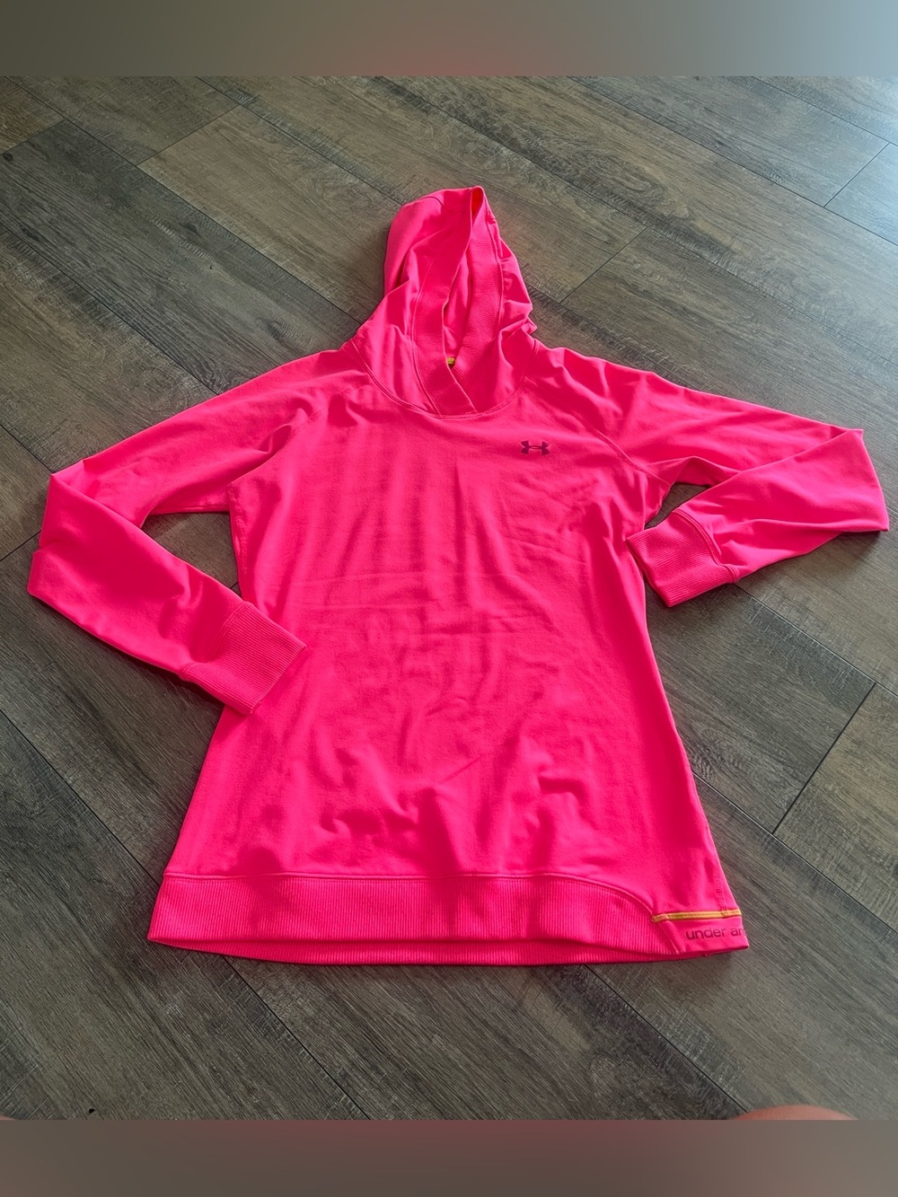 Under Armour Neon Pink Women's Catalyst Cold Gear Hoodie Size Large